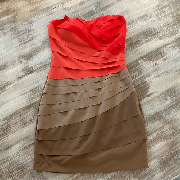 Ark & Co Dresses & Skirts - Ark & Co Layered Ombré Strapless Dress